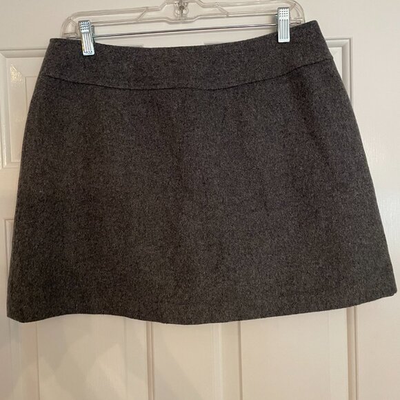 J. Crew Preppy Button Down Wool Blend Mini Skirt in Grey Size 12 - Picture 2 of 7